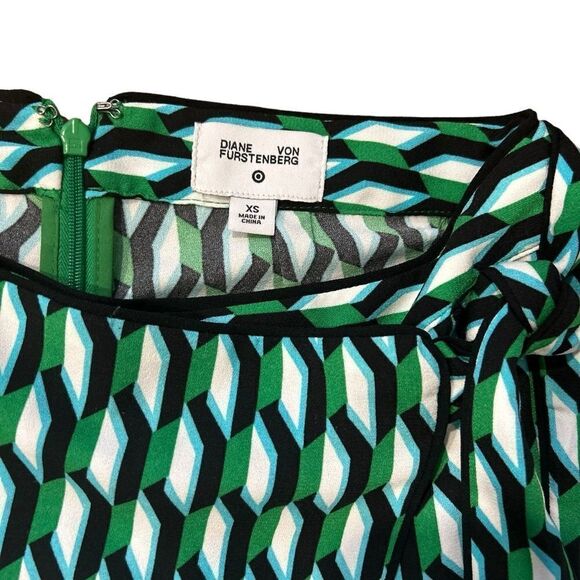 DVF X Target Side Wrap Arrow Geo Green Mini Skort Skirt - Picture 5 of 9